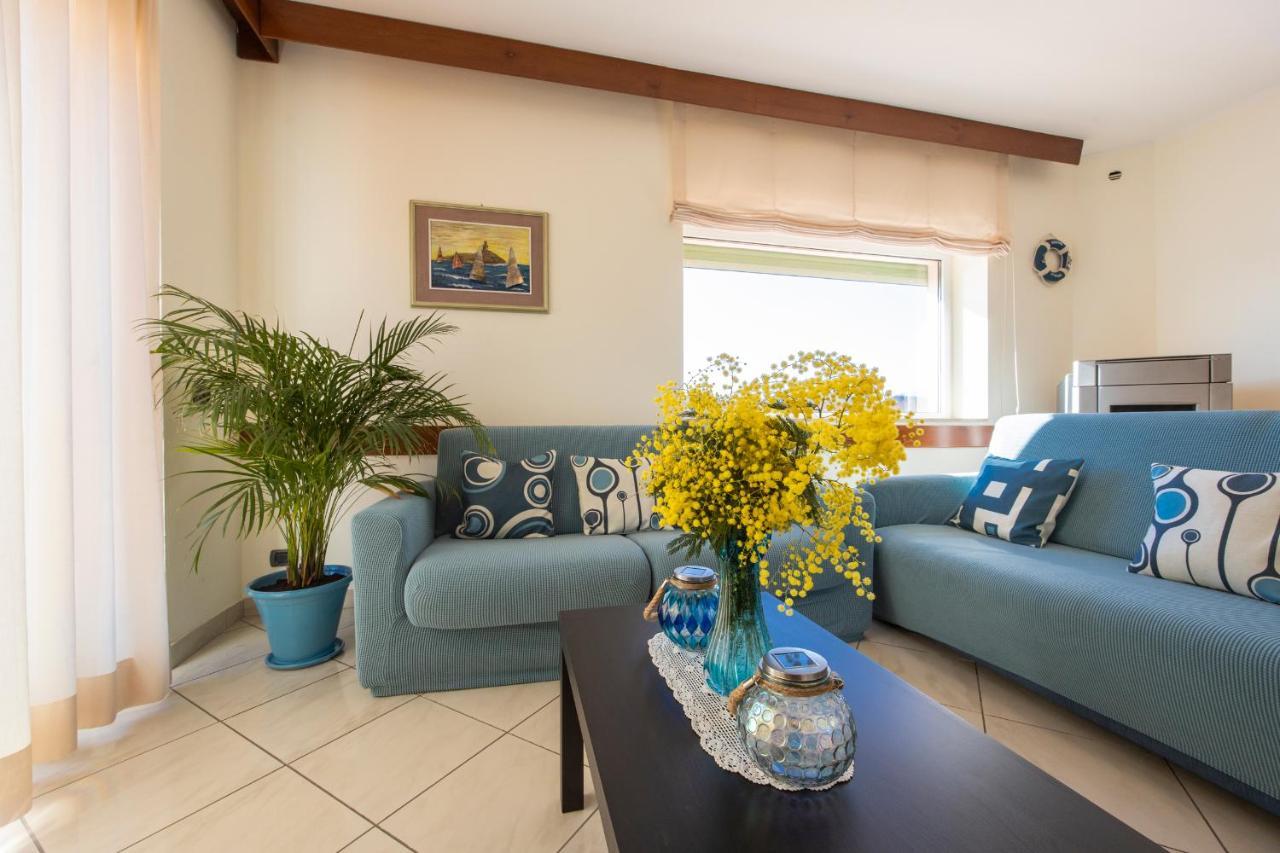 Dal Sandro B&B ปอร์โตแฟร์ราโย ภายนอก รูปภาพ
